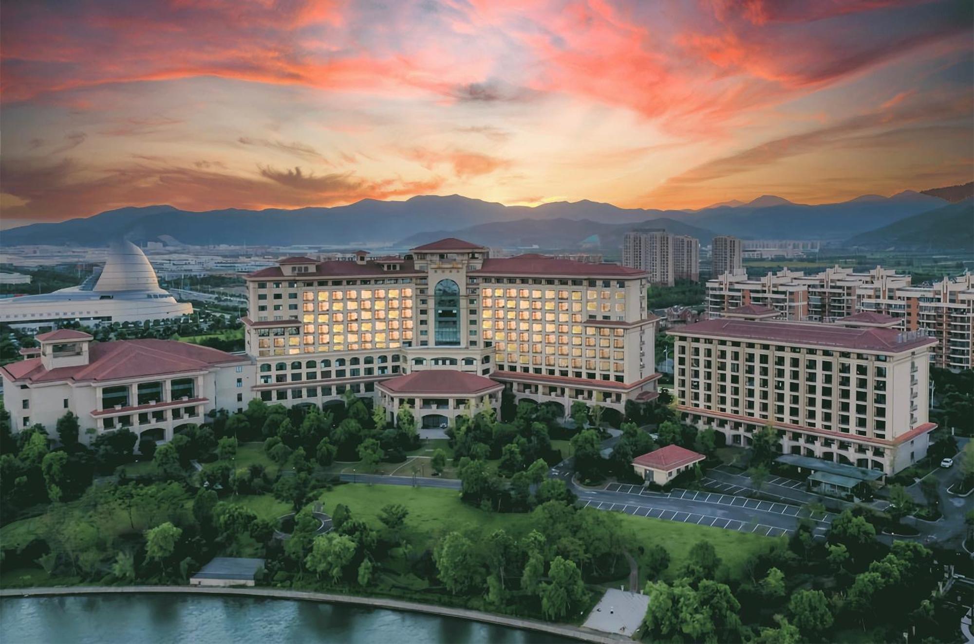 Hotel Doubletree By Hilton Ningbo - Chunxiao Exterior foto