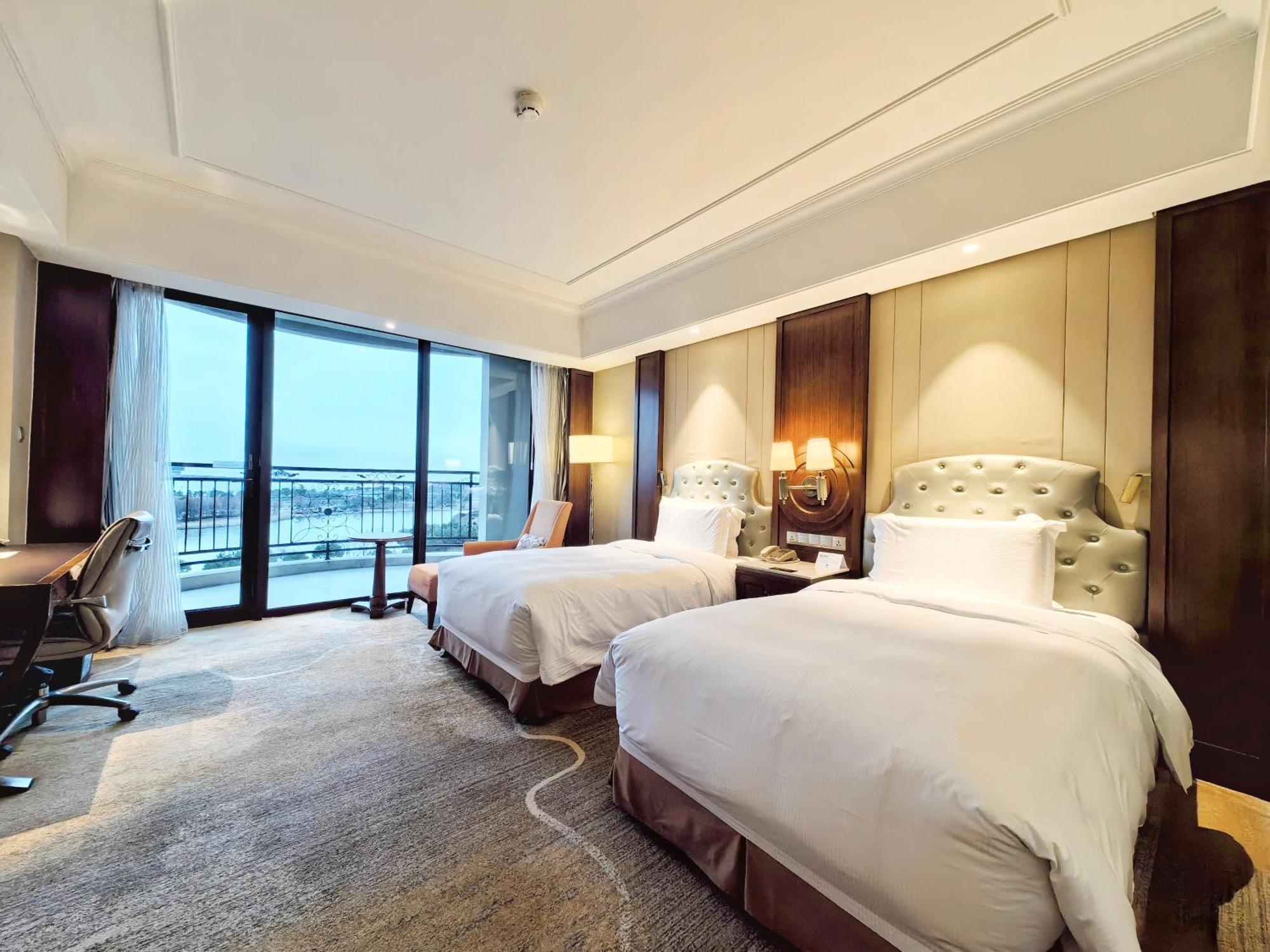 Hotel Doubletree By Hilton Ningbo - Chunxiao Exterior foto